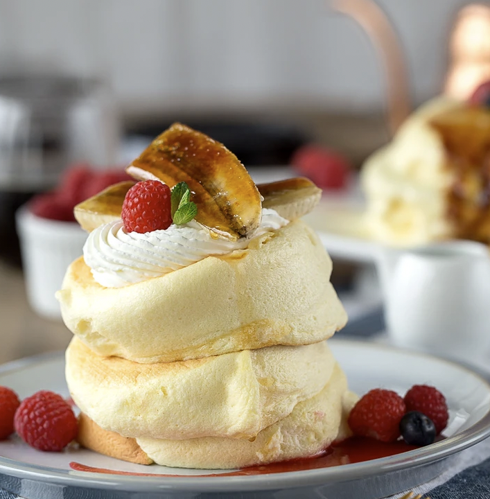 ふわふわの「スフレパンケーキ専門店」がフリスコにオープン